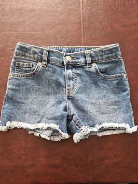 Cat & Jack Girls Sz 8 Distressed Cut-off Denim Shorts - Blue